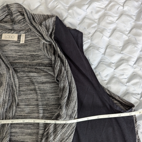 LOGO Stylish Black and Gray Drape Vest Large - Picture 2 of 5